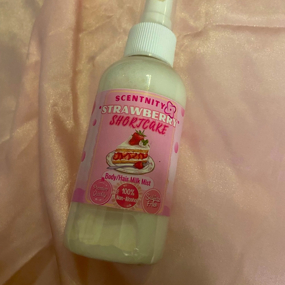 strawberry shortcake body/hair milk mist